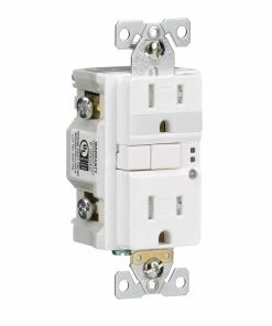 Discount 🔔 Eaton Electrical Outlets 15-Amp Tamper Resistant GFCI Residential/Commercial Decorator Outlet with Night Light, White 🛒 -EatonWagner Sales 42215481 scaled